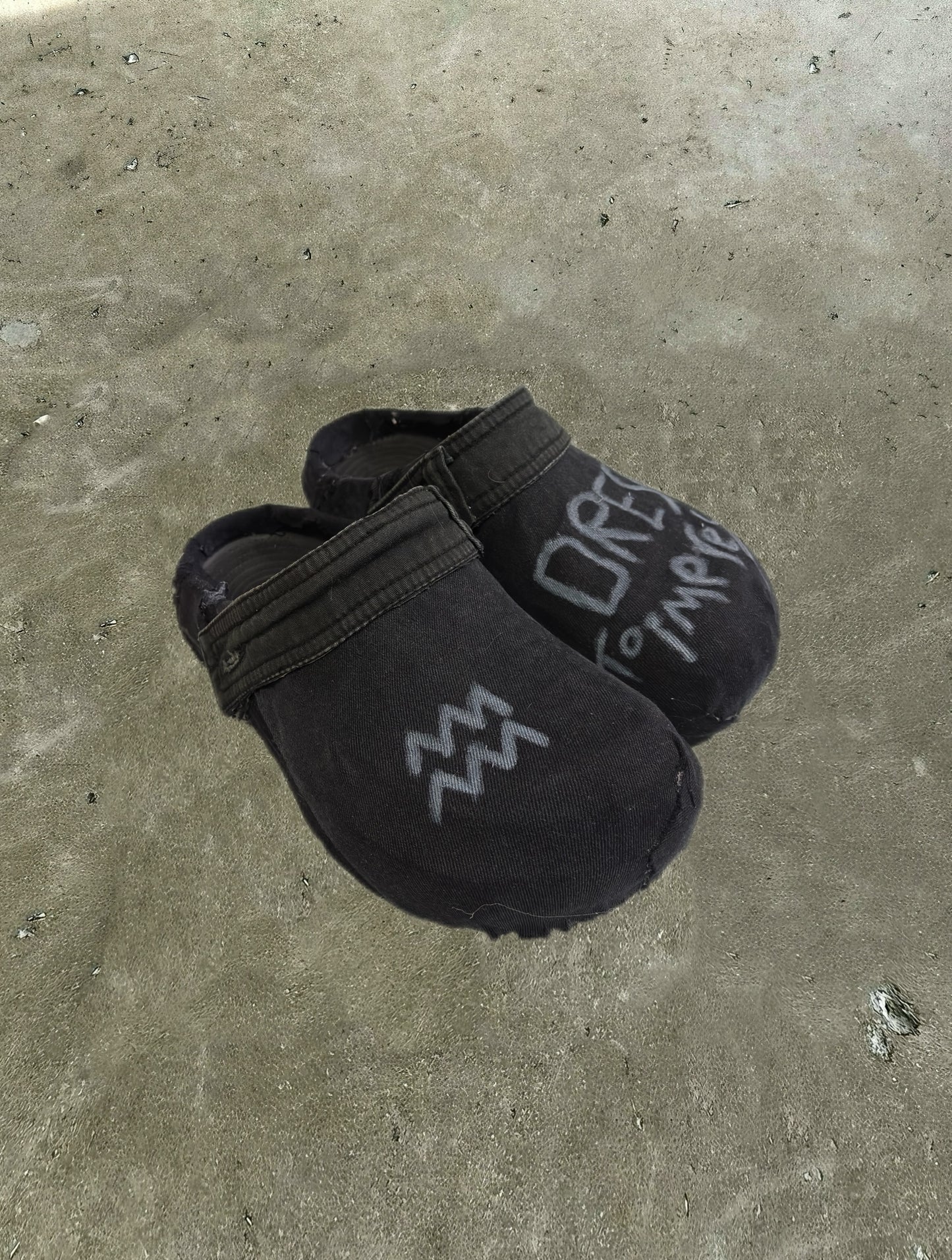 PATCHWORK CLOG SIZE 43