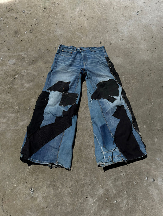 Eagle Reloaded – Reworked Baggy Denim